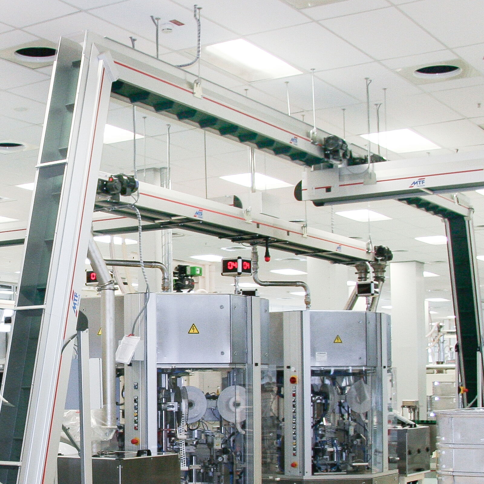 Anlagenverkettung MTF Technik 
Hardy Schürfeld GmbH & Co. KG