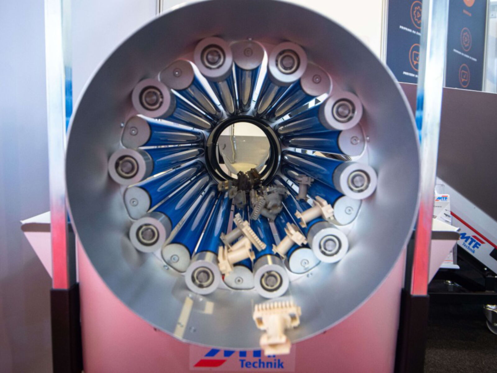 Response to the MIS International Industrial Fair in Celje/Slovenia (1017) | Main