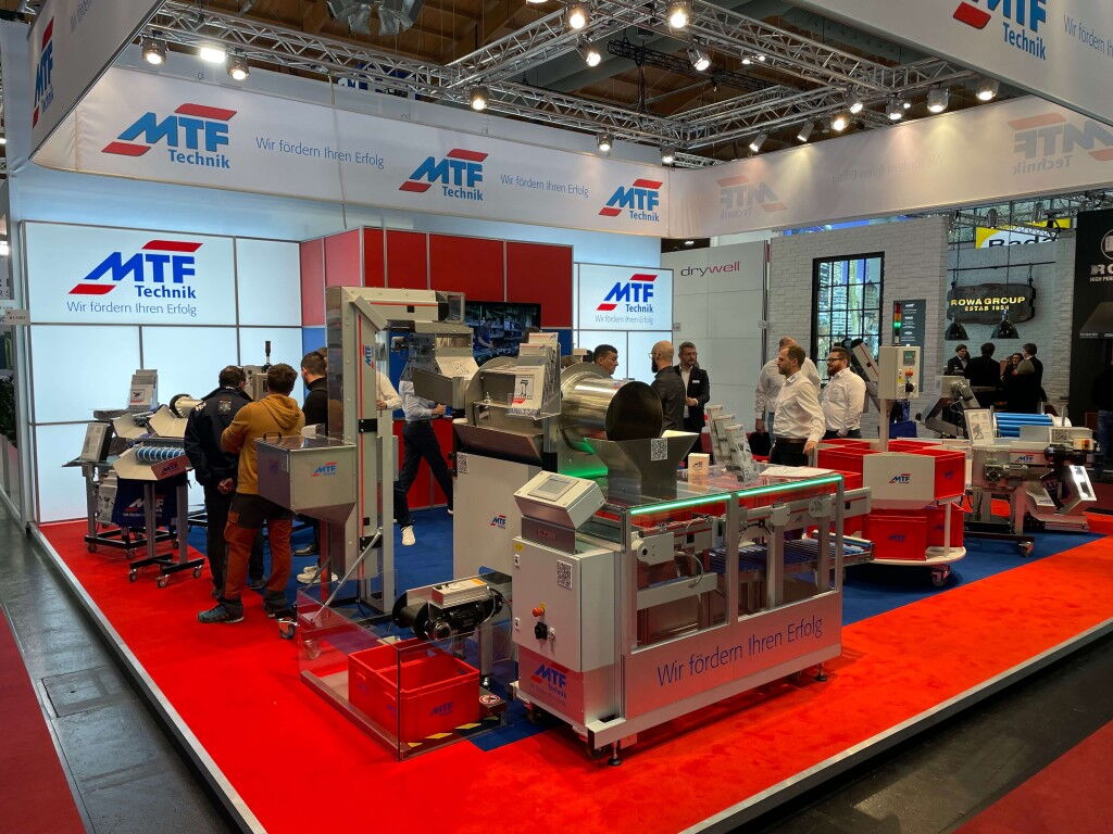 FAKUMA Review: Integrated solutions for material handling (1023) | Main