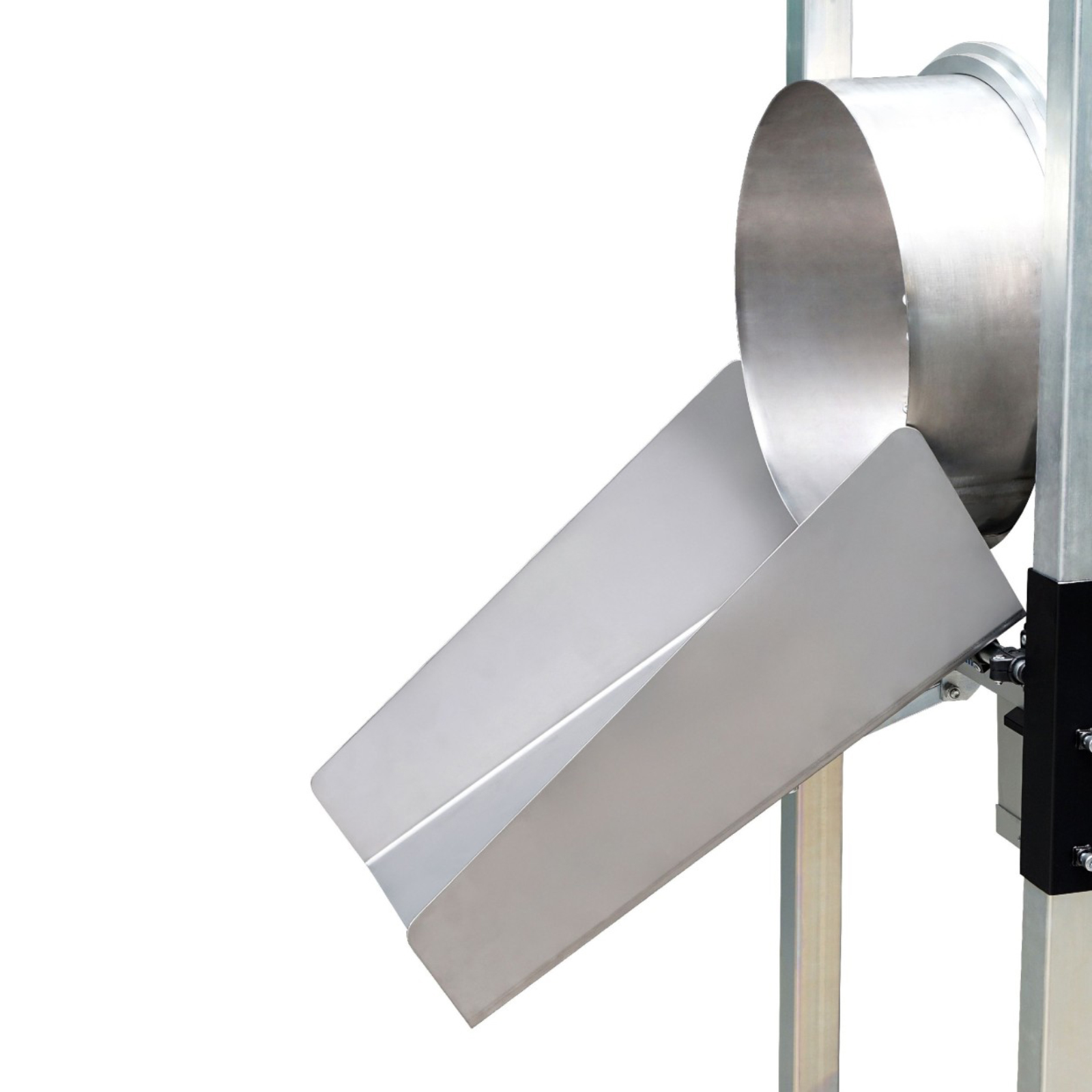 Outlet chute