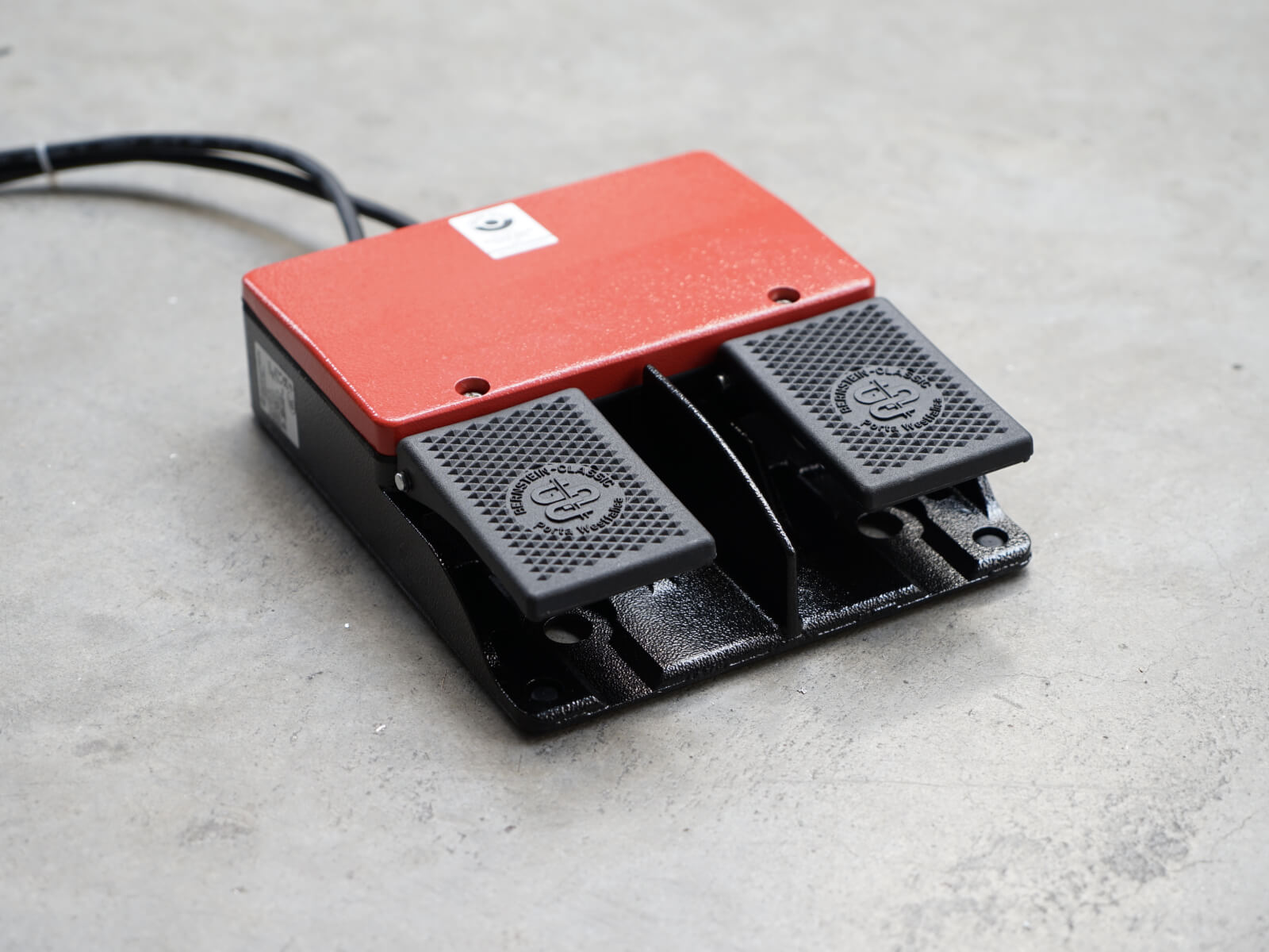 Foot switch
