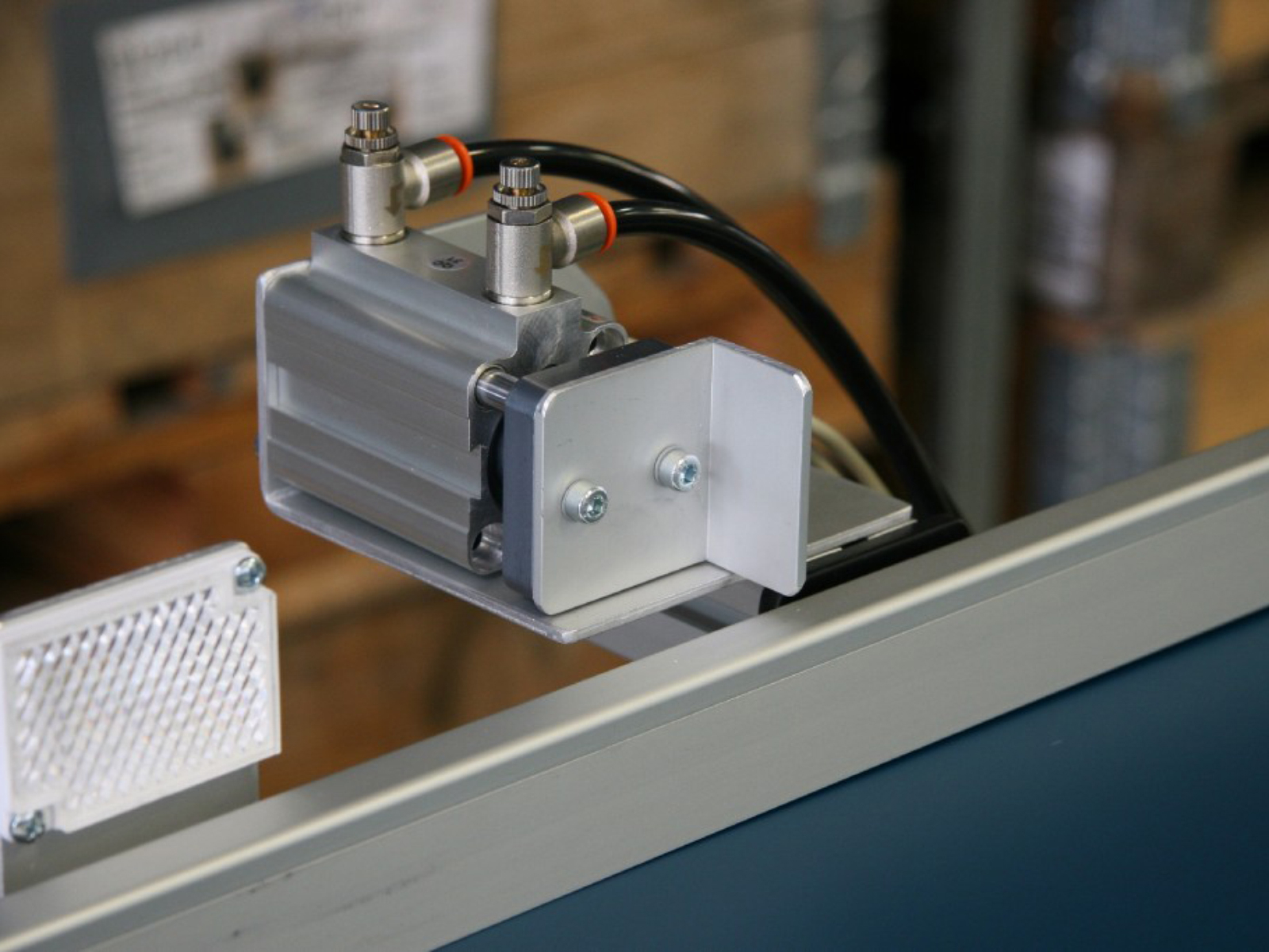 Stop cylinder